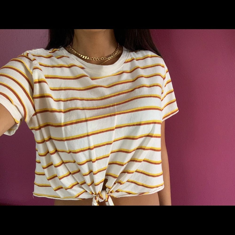 Cropped striped t-shirt